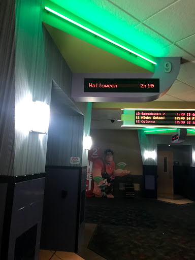 Movie Theater «Regal Cinemas Salisbury 16 & RPX», reviews and photos, 2322 North Salisbury Boulevard, Salisbury, MD 21801, USA