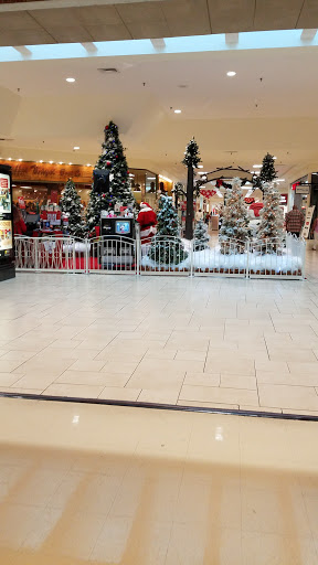 Shopping Mall «Valdosta Mall», reviews and photos, 1700 Norman Dr, Valdosta, GA 31601, USA