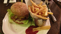 Hamburger du Restaurant L'Éclair à Paris - n°10