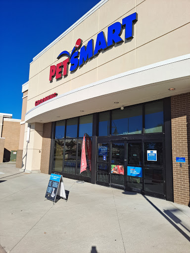 Pet Supply Store «PetSmart», reviews and photos, 5080 Riverside Dr #601, Macon, GA 31210, USA