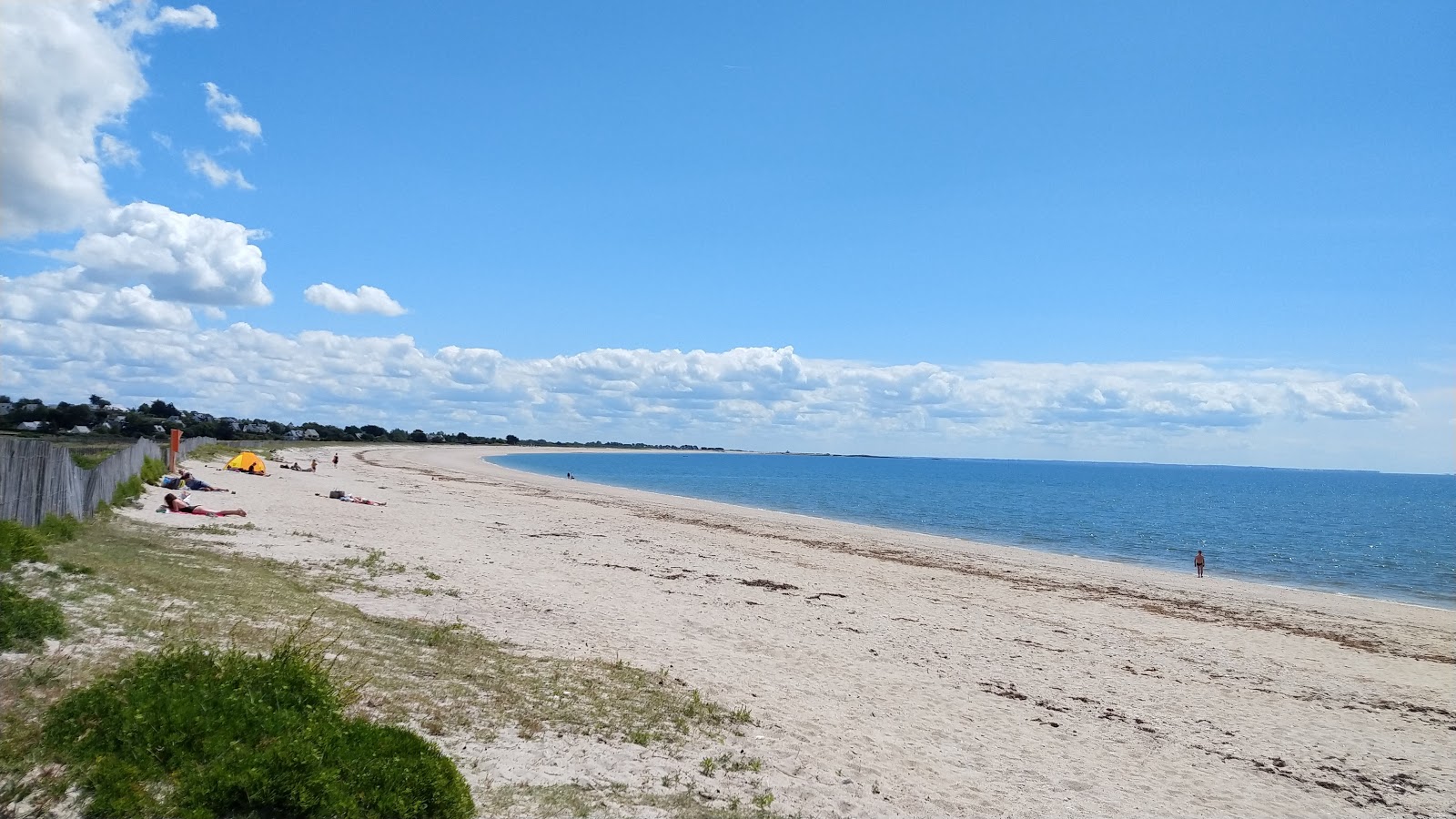 Foto van Plage Suscinio met recht en lang