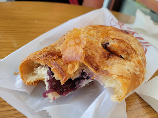 Donut Shop «O B Donuts», reviews and photos, 1830 Sunset Cliffs Blvd # C, San Diego, CA 92107, USA