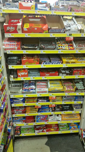 Discount Store «Dollar General», reviews and photos, 7470 W Commercial Blvd, Lauderhill, FL 33319, USA