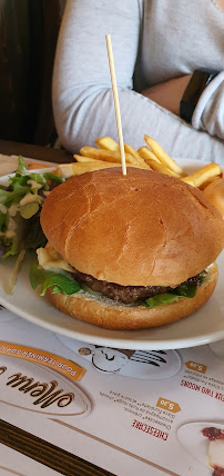 Hamburger du Restaurant de grillades à l'américaine Old Wild West à Lieusaint - n°2