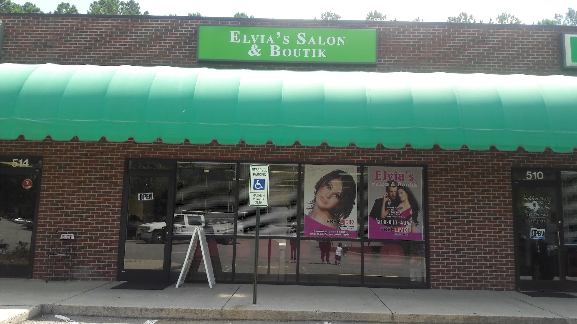 Elvia's Salon