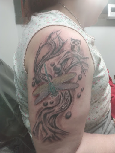 Tattoo Shop «All the Rage Tattoo Studios», reviews and photos, 805 6th Ave SE, Decatur, AL 35601, USA