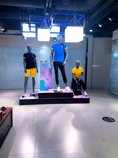 Top 20 skechers cửa hàng Quận 7 Hồ Chí Minh 2022