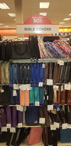 Book Store «Books-A-Million», reviews and photos, 4230 S Tamiami Trail, Venice, FL 34293, USA