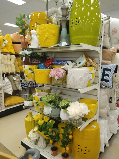 Department Store «Marshalls & HomeGoods», reviews and photos, 1120 Lake Woodlands Dr, The Woodlands, TX 77380, USA