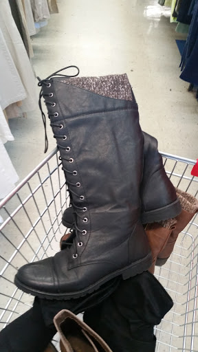 Thrift Store «Park Avenue Thrift», reviews and photos, 1021 Jesse Jewell Pkwy, Gainesville, GA 30501, USA