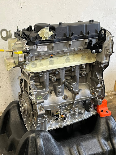 Opinii despre Formex Bt. - Hengerfej, Hengerfej Felújítás, Főtengely, Injektor Felújítás, Injektor în Gödöllő - Autószerelő