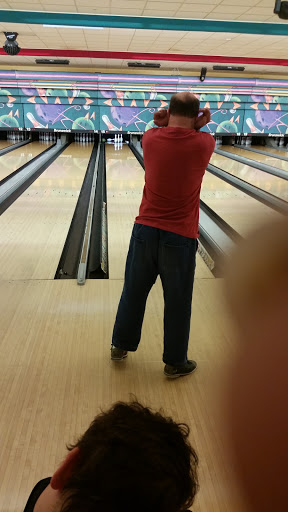 Bowling Alley «Streamwood Bowl», reviews and photos, 1232 E Irving Park Rd, Streamwood, IL 60107, USA