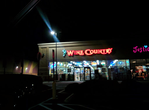 Wine Store «Wine Country South Plainfield», reviews and photos, 5016 Hadley Center Dr, South Plainfield, NJ 07080, USA