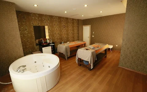 Luxury Peaceful Body Spa and Massage Parlour image