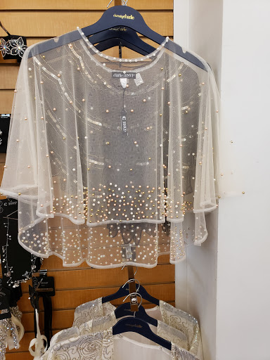 Fashion Accessories Store «Charming Charlie», reviews and photos, 7707 Bluebonnet Blvd #E130, Baton Rouge, LA 70810, USA