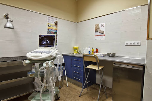(Cevan) Andújar Centro Veterinario S.l. en Andújar