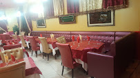 Atmosphère du Restaurant indien New Maharaja Grill à Saint-Denis - n°10
