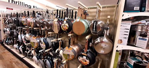 Department Store «HomeGoods», reviews and photos, 5530 Reseda Blvd, Tarzana, CA 91356, USA