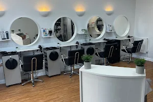 NuYu Hair Salon Exeter image