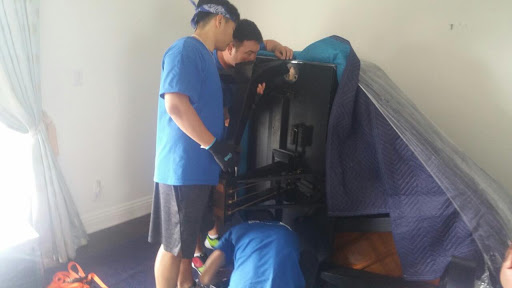 Fastruck Moving Company image