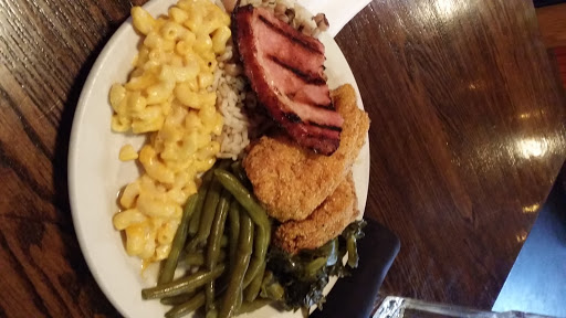 Southern Restaurant (US) «Buttons Restaurant Fort Worth», reviews and photos, 4701 West Fwy, Fort Worth, TX 76107, USA