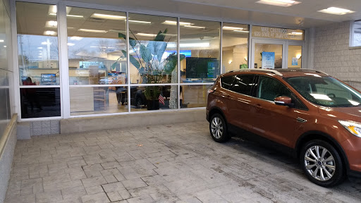 Ford Dealer «Mike Castrucci Ford Sales», reviews and photos, 1020 OH-28, Milford, OH 45150, USA