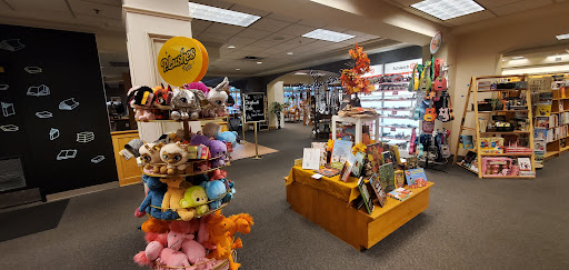 Book Store «Schuler Books & Music», reviews and photos, 2660 28th St SE, Grand Rapids, MI 49512, USA