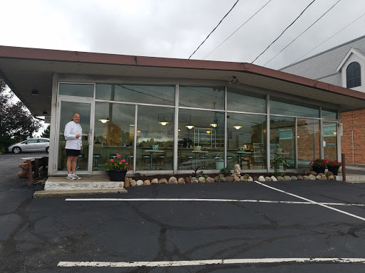 Donut Shop «Brecksville Doughnuts & Coffee», reviews and photos, 7305 Chippewa Rd, Cleveland, OH 44141, USA