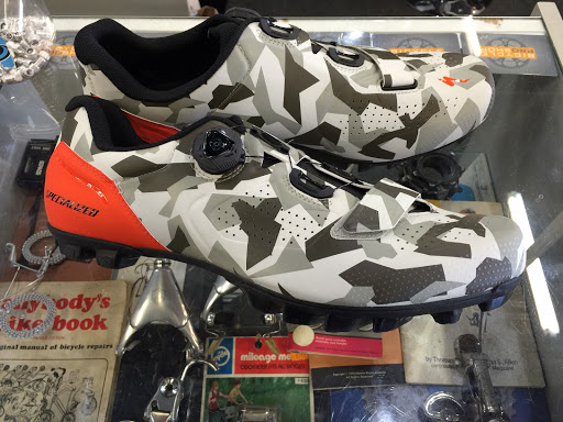 Bicycle Store «Bicycle Pro Shop», reviews and photos, 3240 Duke St, Alexandria, VA 22313, USA