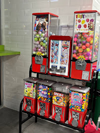 4 Seasons Fresh Laundromat - Photo 8 - Car repair in Brooklyn, NY, Brooklyn