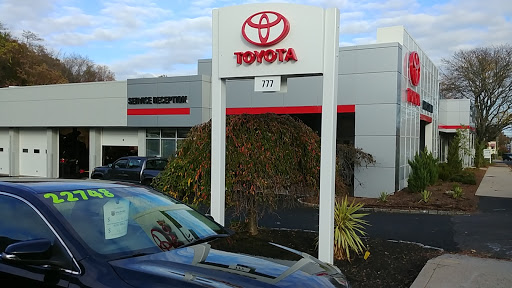New Country Toyota of Westport