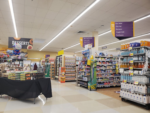 Supermarket «Giant», reviews and photos, 3521 East-West Hwy, Hyattsville, MD 20782, USA