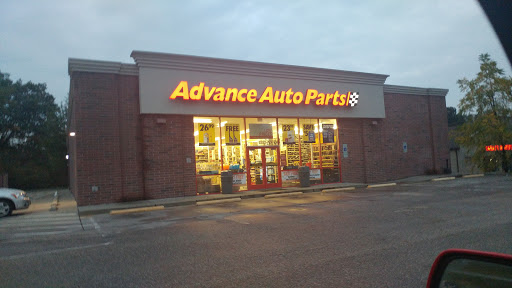 Auto Parts Store «Advance Auto Parts», reviews and photos, 9202 Darrow Rd, Twinsburg, OH 44087, USA