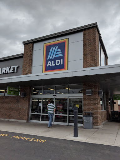 Supermarket «ALDI», reviews and photos, 3152 N Susquehanna Trail, Shamokin Dam, PA 17876, USA