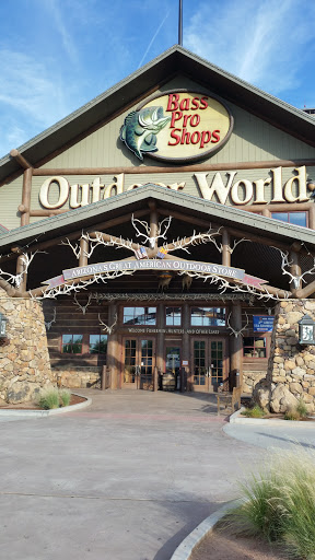Sporting Goods Store «Bass Pro Shops», reviews and photos, 1133 N Dobson Rd, Mesa, AZ 85201, USA