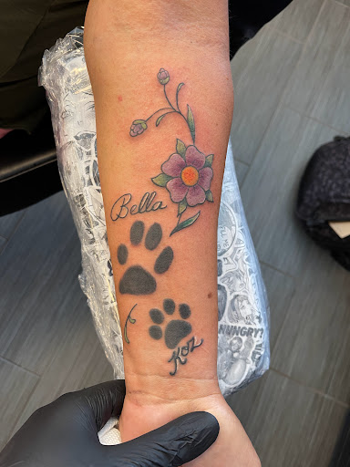 Explore link tattoo ideas, creative tattoo ideas in Palm Harbor, available at Angry Owl Tattoo and Piercing