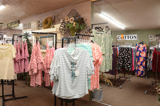 Boutique «Watt About This Boutique», reviews and photos, 3480 Otter Gap Rd, Bowling Green, KY 42101, USA