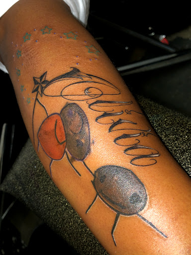 Explore bumblebee tattoo ideas, creative tattoo ideas in Savannah, available at Tatlyfe Studios