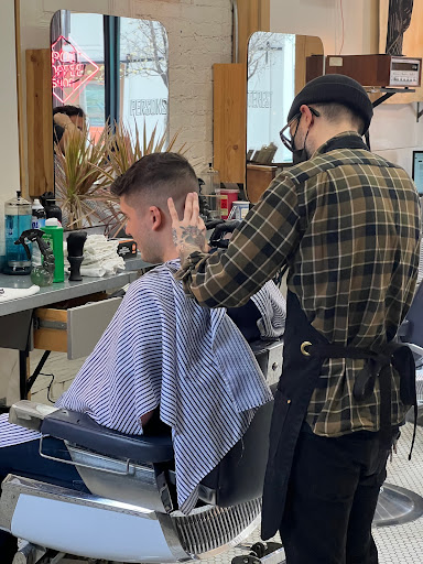 Barber Shop «Persons of Interest Barbershop», reviews and photos, 84 Havemeyer St, Brooklyn, NY 11211, USA