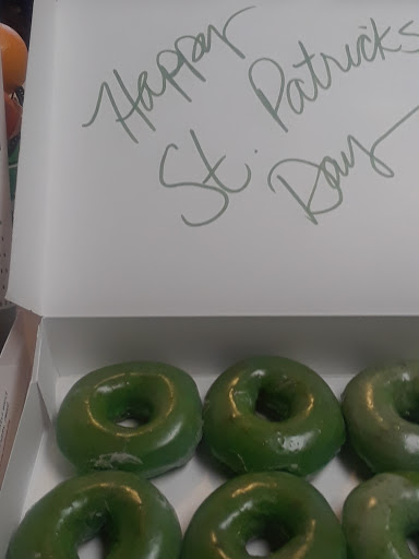 Bakery «Krispy Kreme Doughnuts», reviews and photos, 2809 W March Ln, Stockton, CA 95219, USA