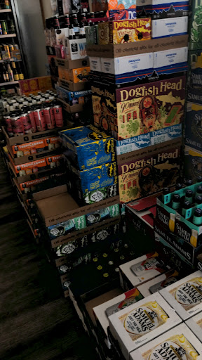 Liquor Store «Lyndwood Square Wine & Spirits», reviews and photos, 6010 Marshalee Dr #260, Elkridge, MD 21075, USA