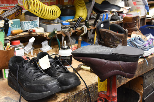 Shoe Store «Burkhartzmeyer Shoes», reviews and photos, 128 Central Ave N, Faribault, MN 55021, USA