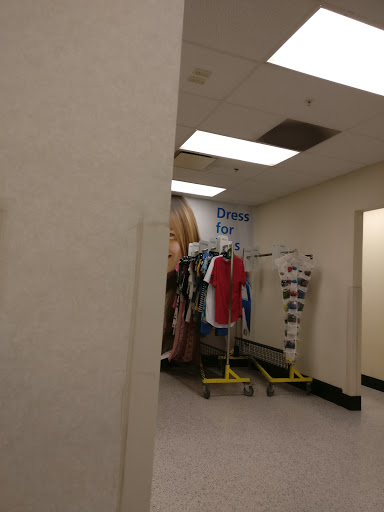 Clothing Store «Ross Dress for Less», reviews and photos, 5901 Wesley Grove Blvd, Wesley Chapel, FL 33544, USA