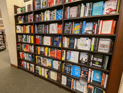 Barnes & Noble image