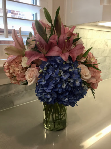 Florist «Arlington Flower Exchange», reviews and photos, 1730 W Randol Mill Rd #120, Arlington, TX 76012, USA