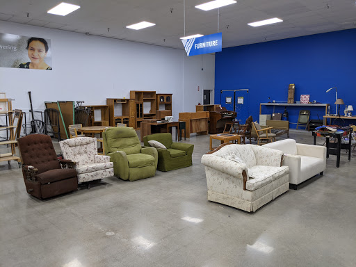 Thrift Store «Volunteers of America Thrift Store», reviews and photos, 1135 N Belsay Rd, Burton, MI 48509, USA