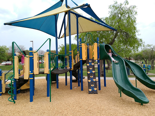 Recreation Center «Rosemeade Recreation Center», reviews and photos, 1330 E Rosemeade Pkwy, Carrollton, TX 75007, USA