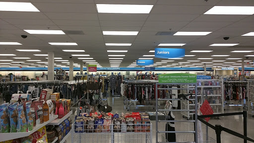 Clothing Store «Ross Dress for Less», reviews and photos, 581 Roosevelt Rd, Glen Ellyn, IL 60137, USA