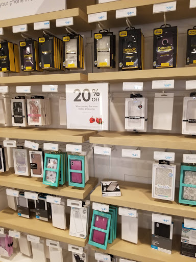 Shopping Mall «Essex Green Shopping Center», reviews and photos, 495 Prospect Ave, West Orange, NJ 07052, USA