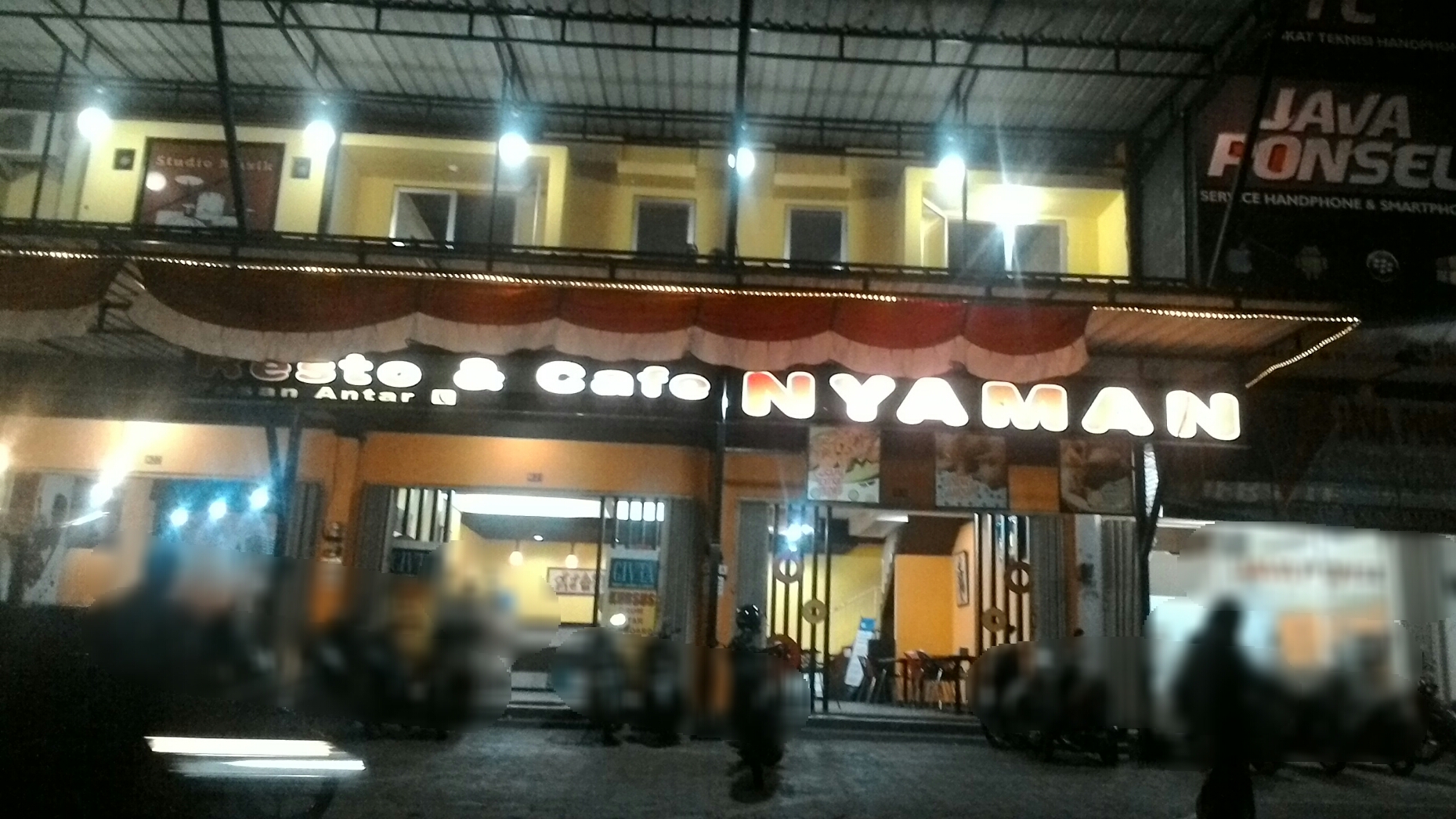 Gambar Nyaman Resto & Cafe
